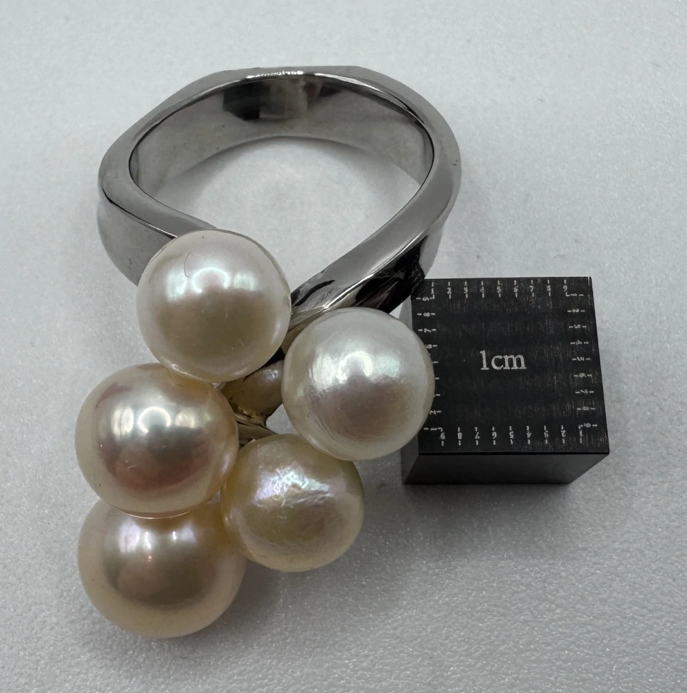 Votipka Karel: Prsten 5 perel