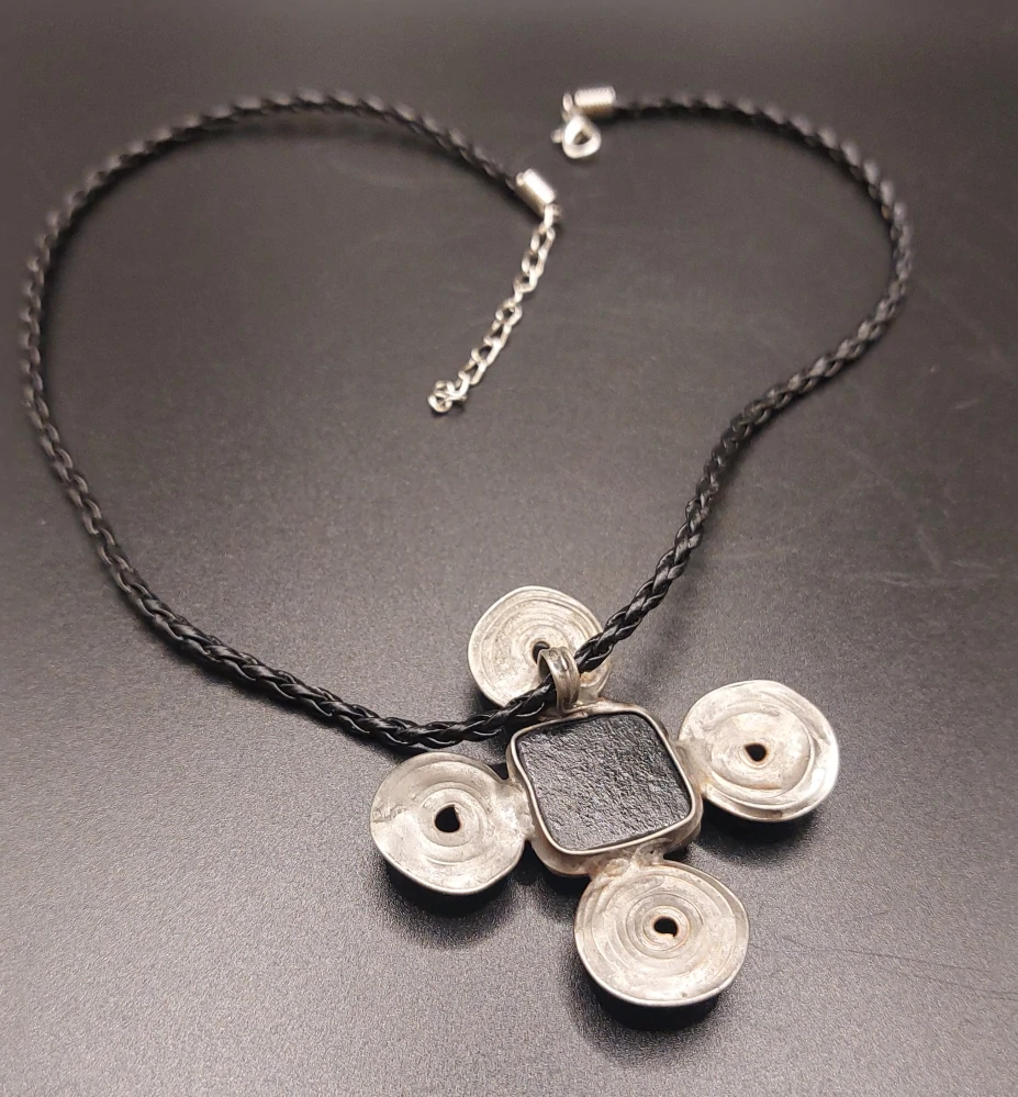 Brůnová Radka: Náhrdelník - Živly