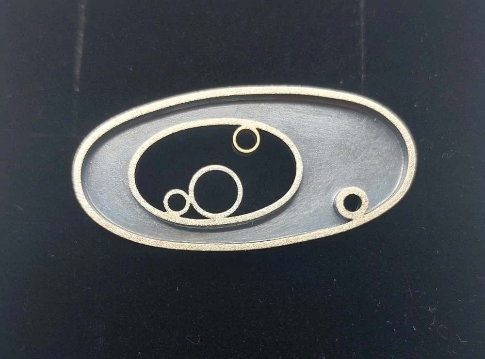 Tichá Andrea: Brož - Ovál