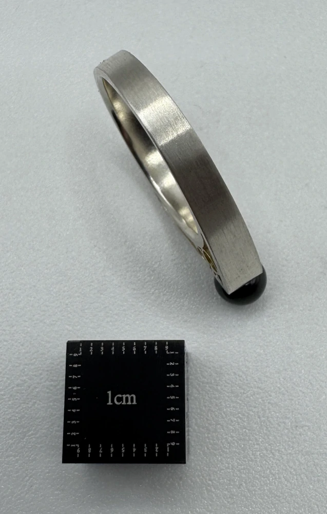 Tichá Andrea: Prsten: Wave