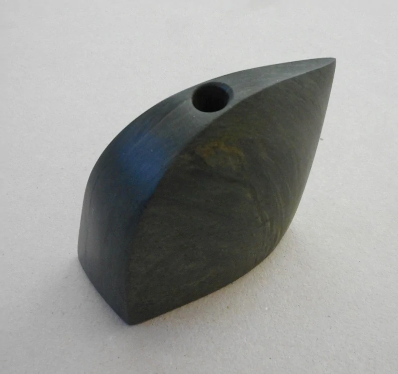 Doucha Jiří:  Vázička z břidlice