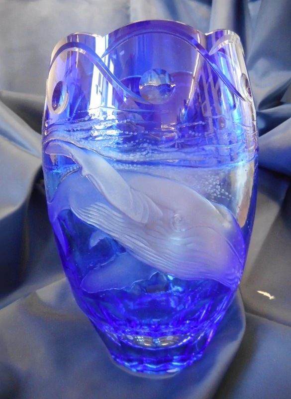 Tesařová Lucie: Velryby - váza modrá