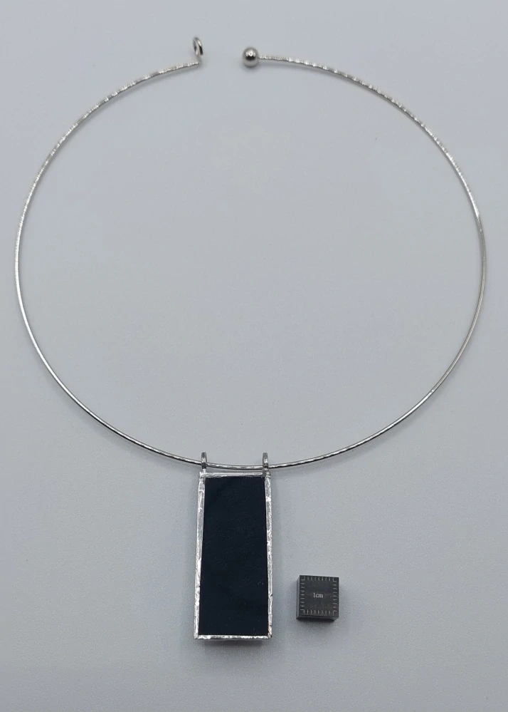 Machová Zuzana: Náhrdelník IX