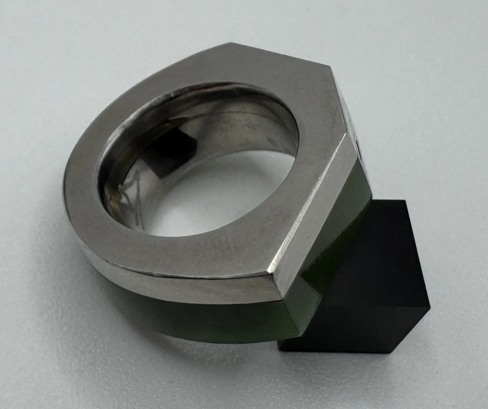 Votipka Karel: Prsten