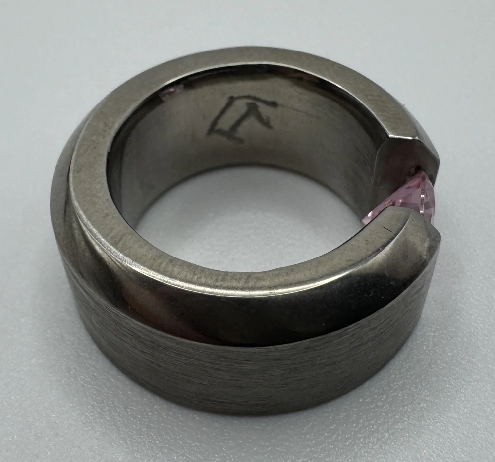 Votipka Karel: Prsten