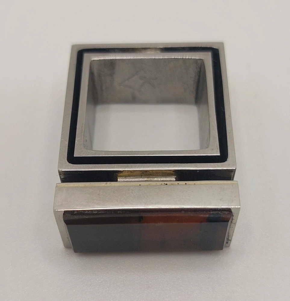 Votipka Karel: Prsten (zkamenělé dřevo)