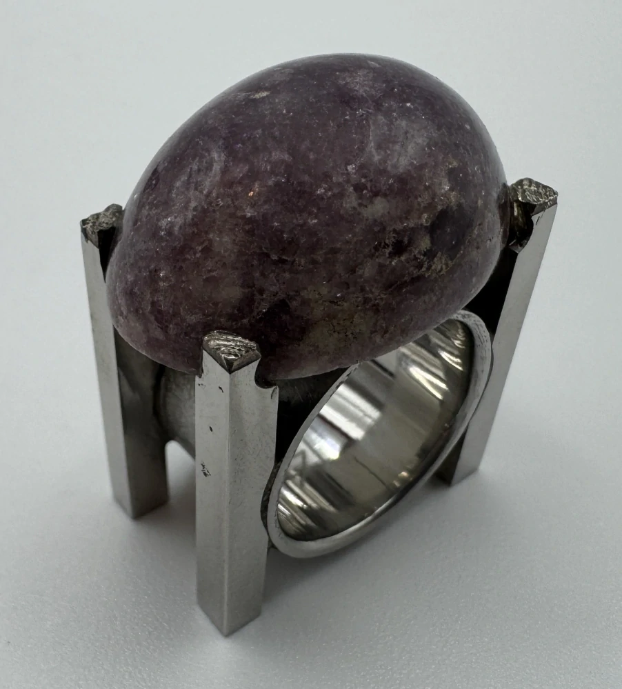 Votipka Karel: Prsten