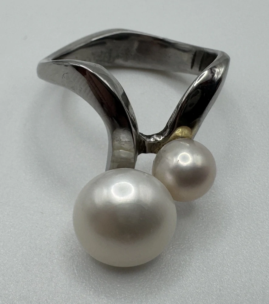 Votipka Karel: Prsten