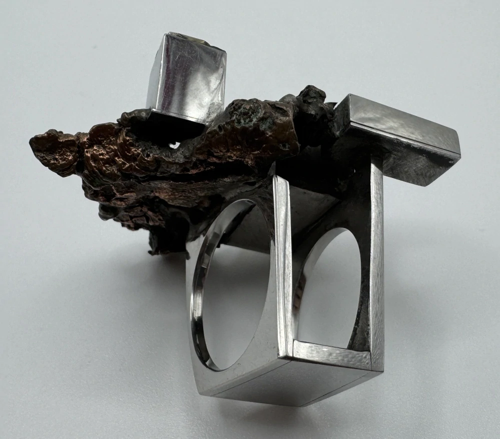 Votipka Karel: Prsten