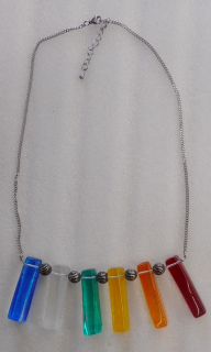 Kaufman Robert: RAINBOW - náhrdelník - vějíř