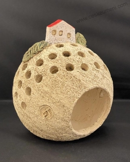 Trbušková Štěpánka: Koule světelná s domky