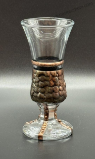 Machová Zuzana: Sklenice - Panák F)