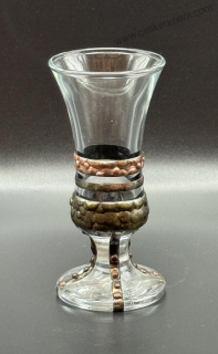 Machová Zuzana: Sklenice - Panák A)