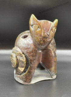 Nožičková Petra: Tužkovník kočka