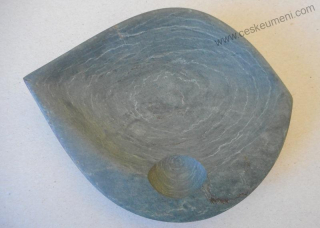 Doucha Jiří:  Miska malá z břidlice