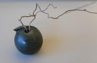 Doucha Jiří:  Vázička koule - břidlice