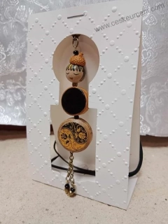 Halířová Dita: Panenka II. - náhrdelník - přívěšek