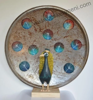 Zedník Tomiš: Páv