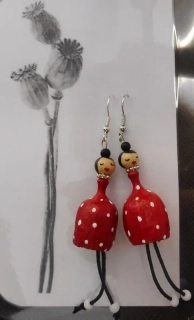 Halířová Dita: Náušnice makovice - červené s puntíky