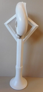 13434 váza vysoká s rameny a lasturou