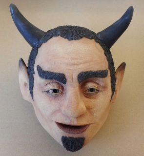 Charwotová Lenka: Lucifer - světený objekt