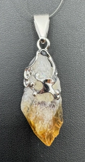 Kurfiřtová Štěpánka: Závěs - Citrín