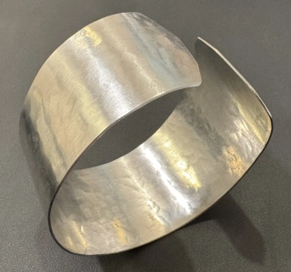 Lavičková Hana: Náramek široký (D)