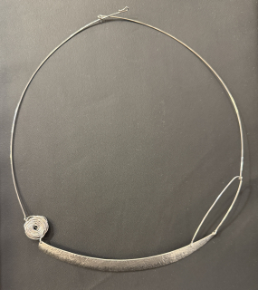 Lavičková Hana: Náhrdelník (B)