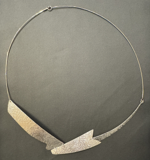 Lavičková Hana: Náhrdelník (B)