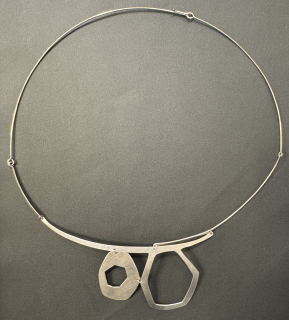 Lavičková Hana: Náhrdelník (A)