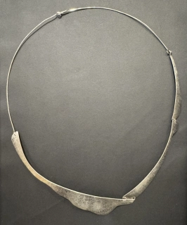 Lavičková Hana: Náhrdelník obláček