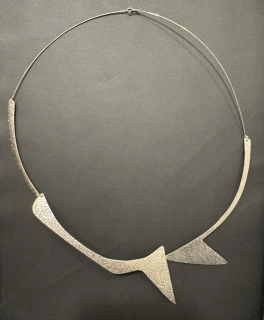 Lavičková Hana: Náhrdelník (A)