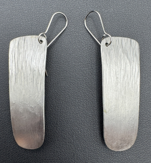 Lavičková Hana: Náušnice