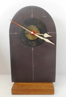 Doucha Jiří: Břidlicové hodiny stolní 