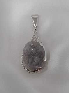 Kurfiřtová Štěpánka: Přívěšek - ametyst drůza