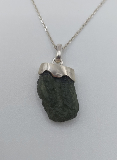 Ebermannová Hana: Náhrdelník (Závěs s řetízkem) - Vltavín 