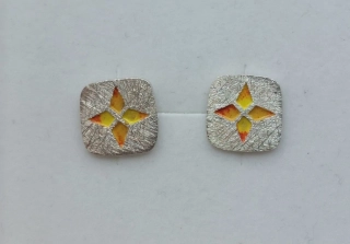 Ebermannová Hana: Náušnice - Střelka