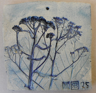 Baláž Roman: Kachel malý - rostlinný motiv IX.