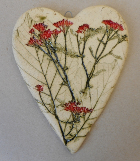 Baláž Roman: Kachel srdce - rostlinný motiv IV.