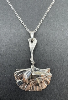 Marešová Zuzana: Závěs - Chrpa