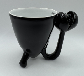 Linhartová Radka: Šálek trojnožka černý I.