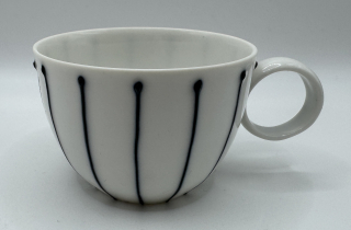 Linhartová Radka: Šálek piccolo černé proužky