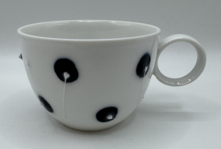 Linhartová Radka: Šálek piccolo lízátko