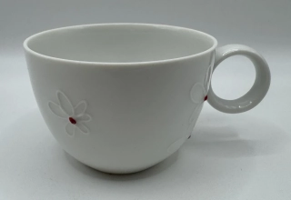 Linhartová Radka: Šálek piccolo kytička