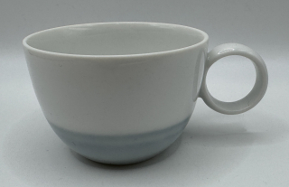 Linhartová Radka: Šálek piccolo modrobílý II