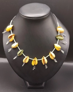 Ammerová Bohumila: Náhrdelník pistácie - žluto-zelený