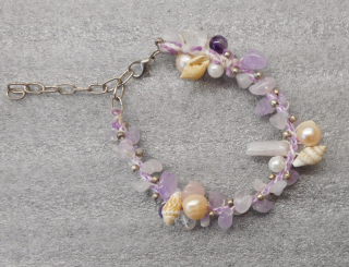 Bubílková Zuzana: Náramek ametyst a mušličky