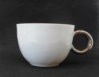 Linhartová Radka: Šálek DAN - tečky