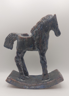 Nožičková Petra: Koník houpací