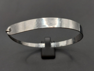 Lavičková Hana: Náramek tenký (III)